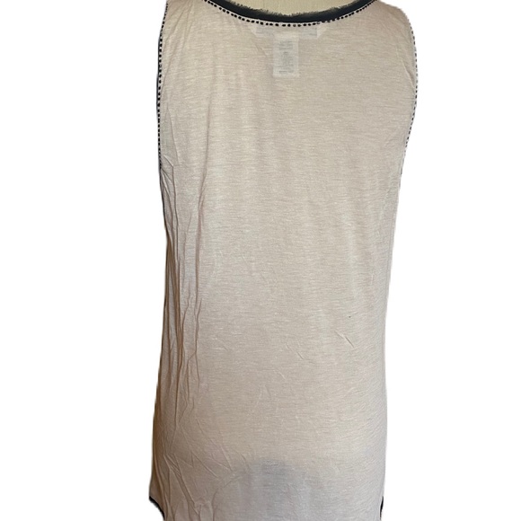 Diane von FURSTENBERG cream tank with black lace. Size medium - Picture 2 of 5